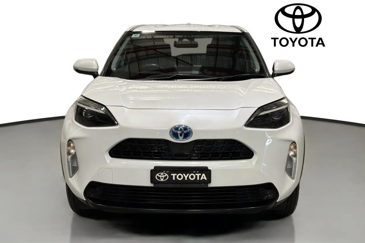 2023 Toyota Yaris Cross Gallery Image 2