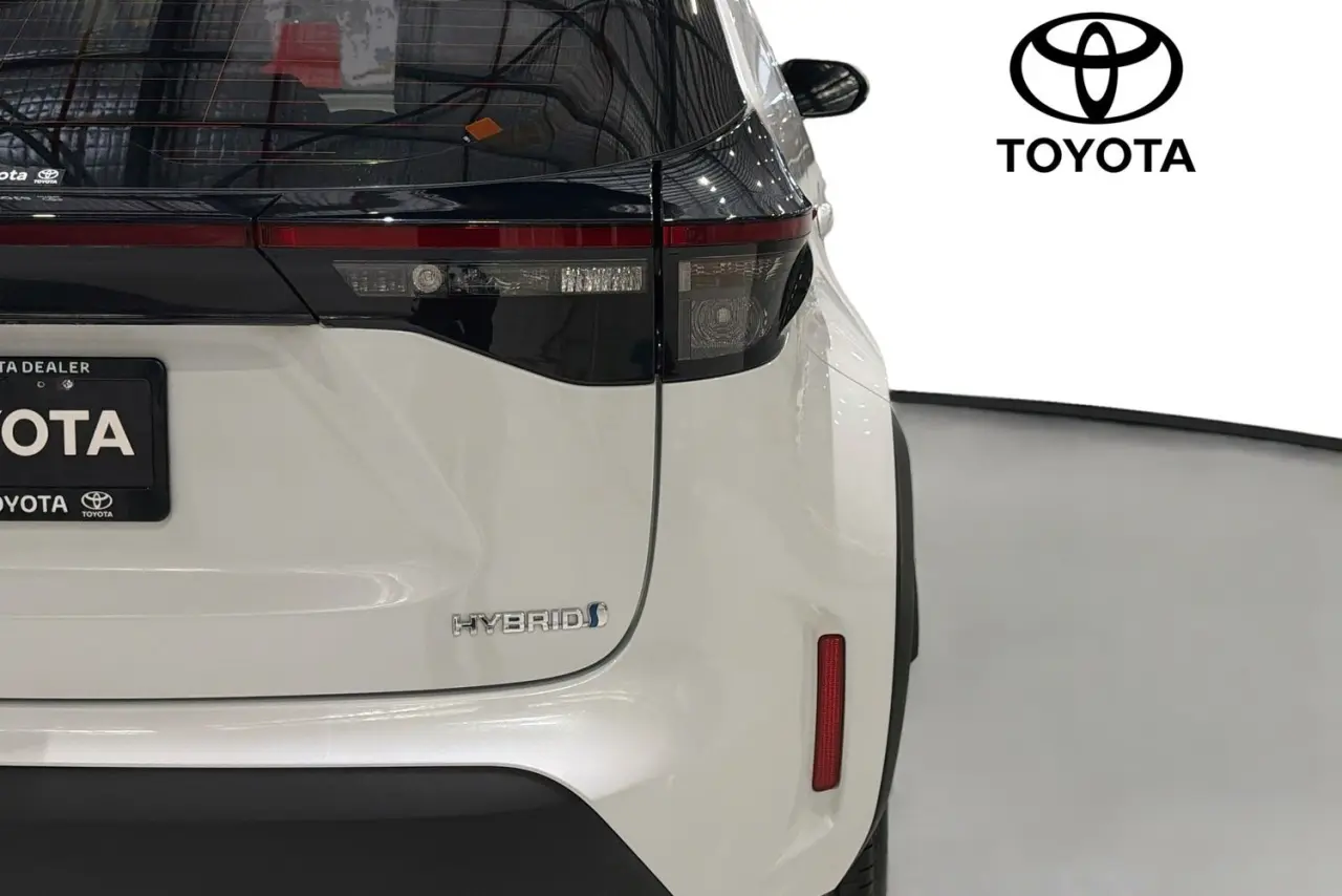 2023 Toyota Yaris Cross Gallery Image 9