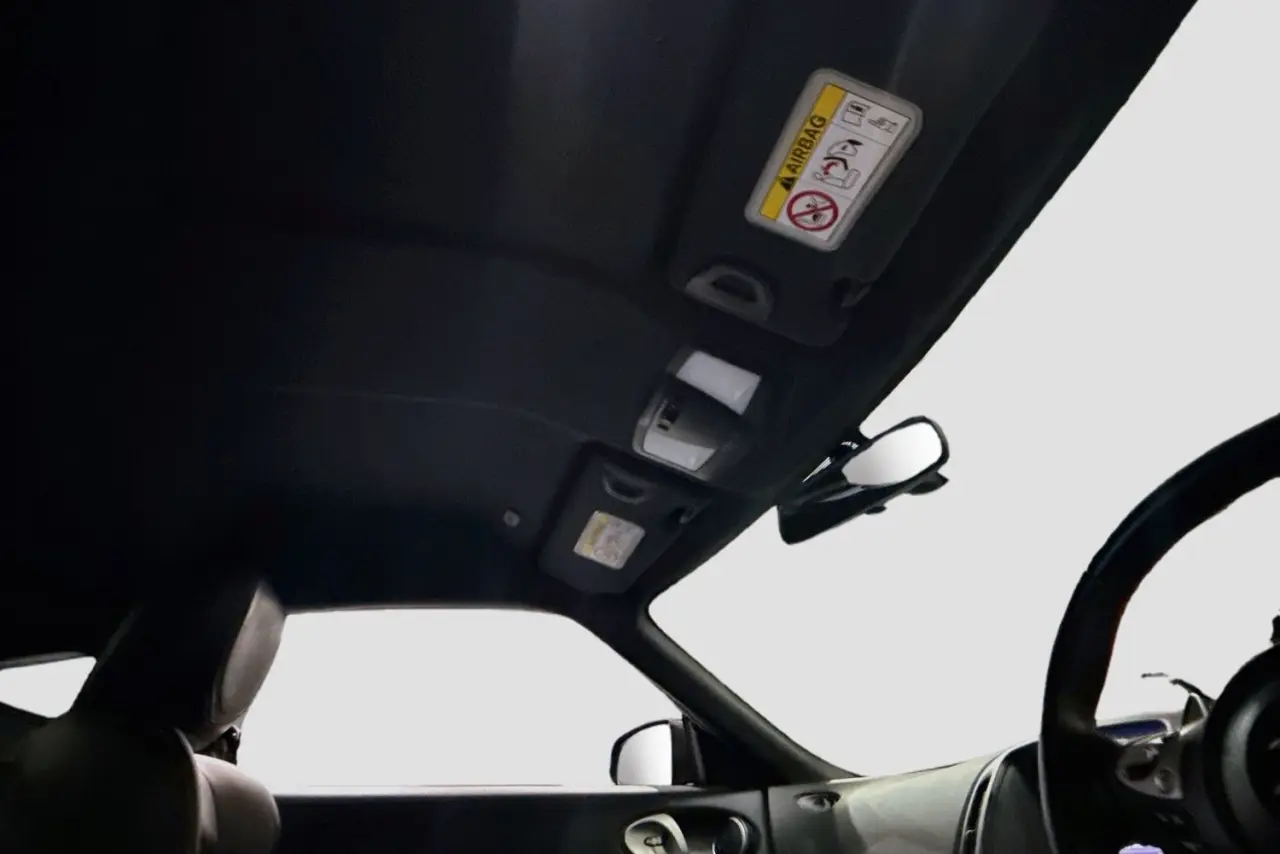 2016 Nissan 370Z Gallery Image 12