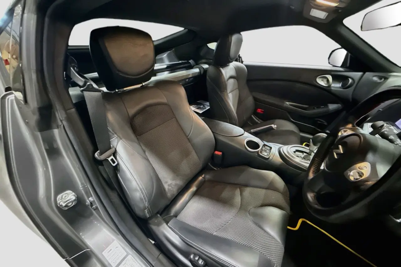 2016 Nissan 370Z Gallery Image 13