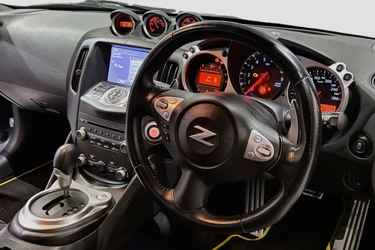 2016 Nissan 370Z Gallery Image 14