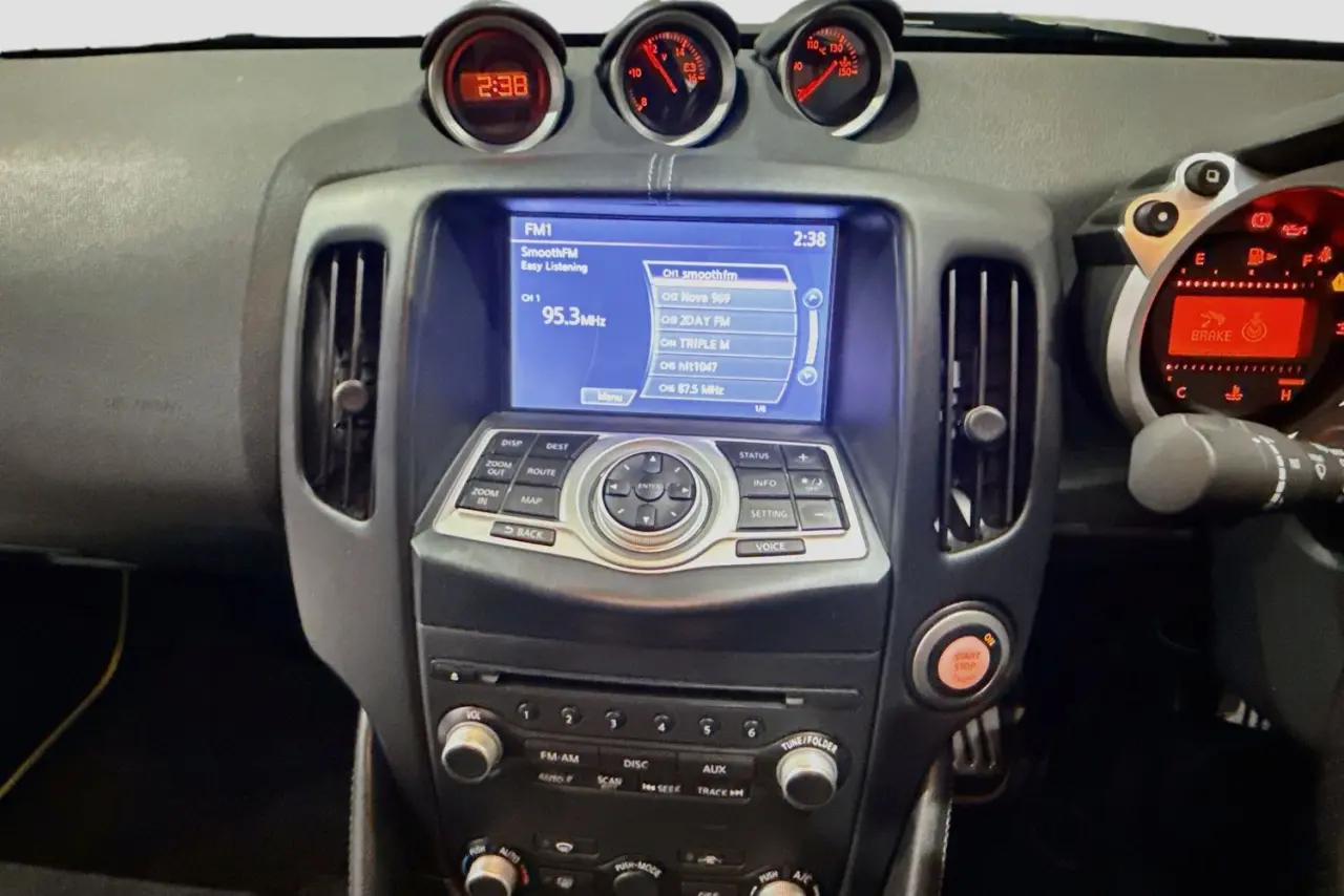 2016 Nissan 370Z Gallery Image 15