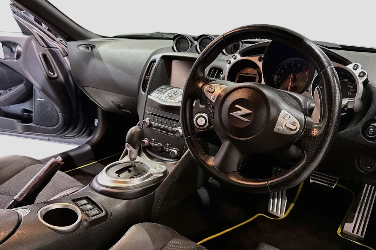 2016 Nissan 370Z Gallery Image 23