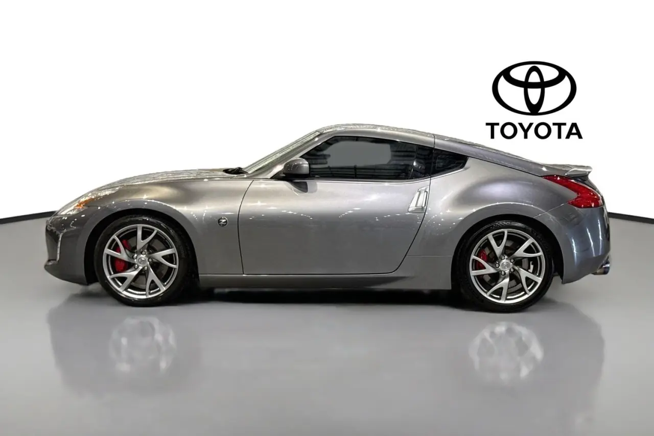 2016 Nissan 370Z Gallery Image 5