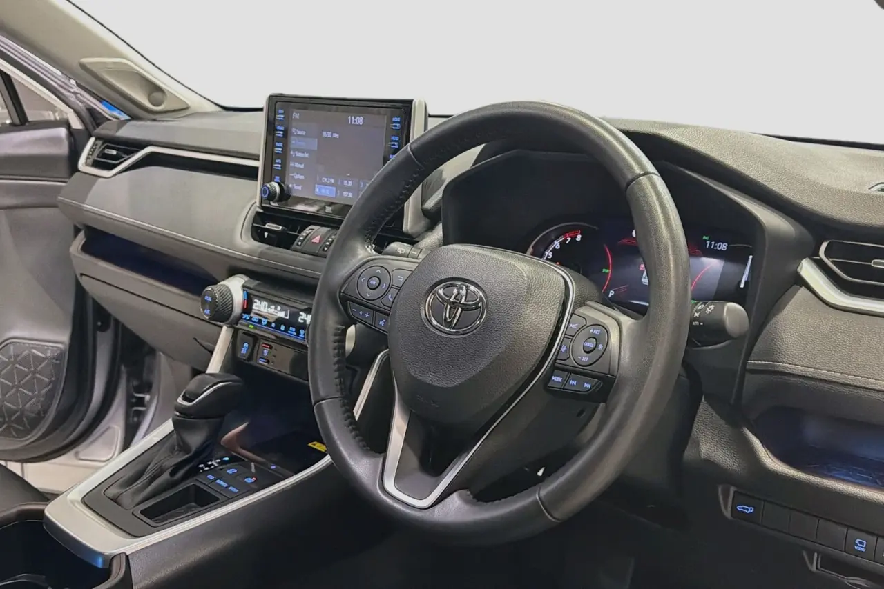 2022 Toyota RAV4 Gallery Image 14
