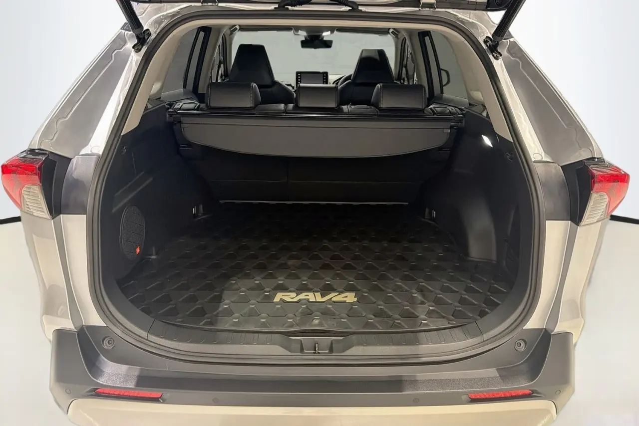 2022 Toyota RAV4 Gallery Image 27