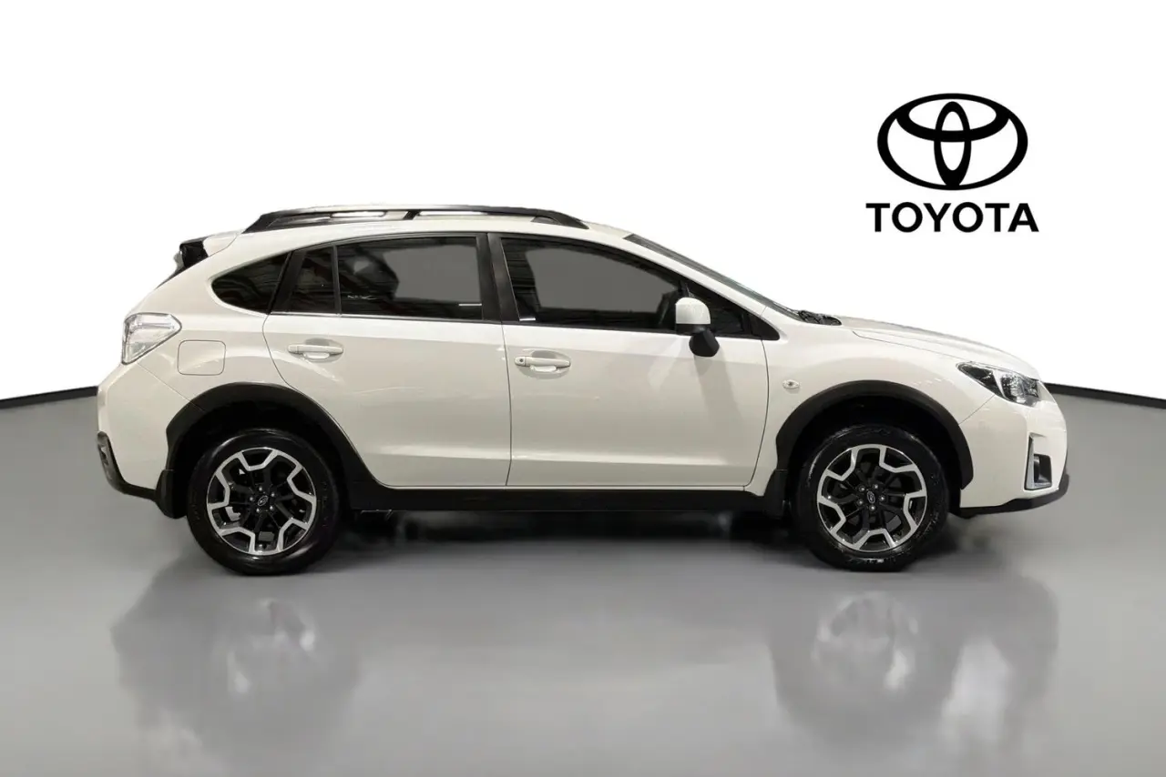 2017 Subaru XV Gallery Image 11
