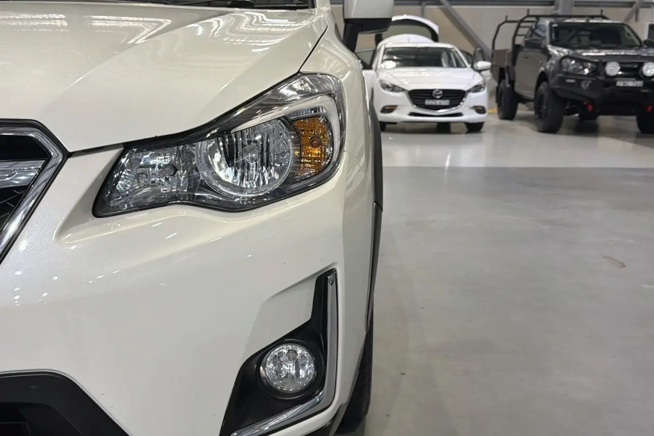 2017 Subaru XV Gallery Image 3