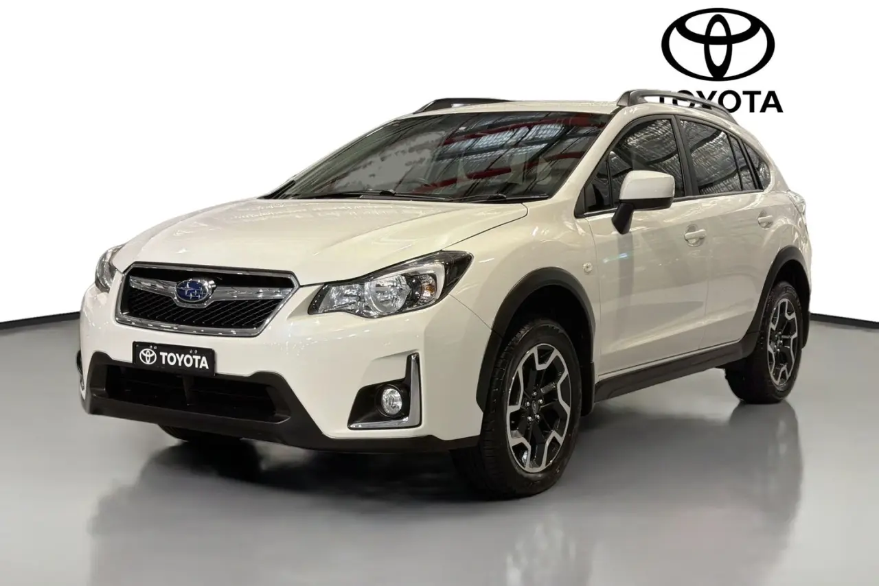 2017 Subaru XV Gallery Image 4