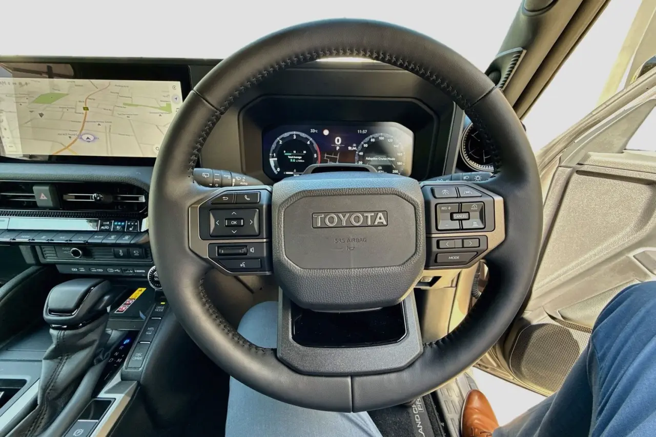 2025 Toyota Landcruiser Prado Gallery Image 21
