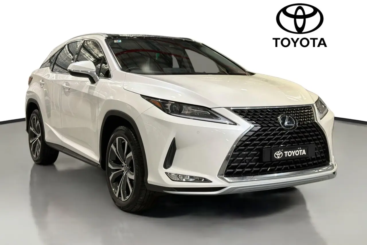 2019 Lexus RX Gallery Image 1