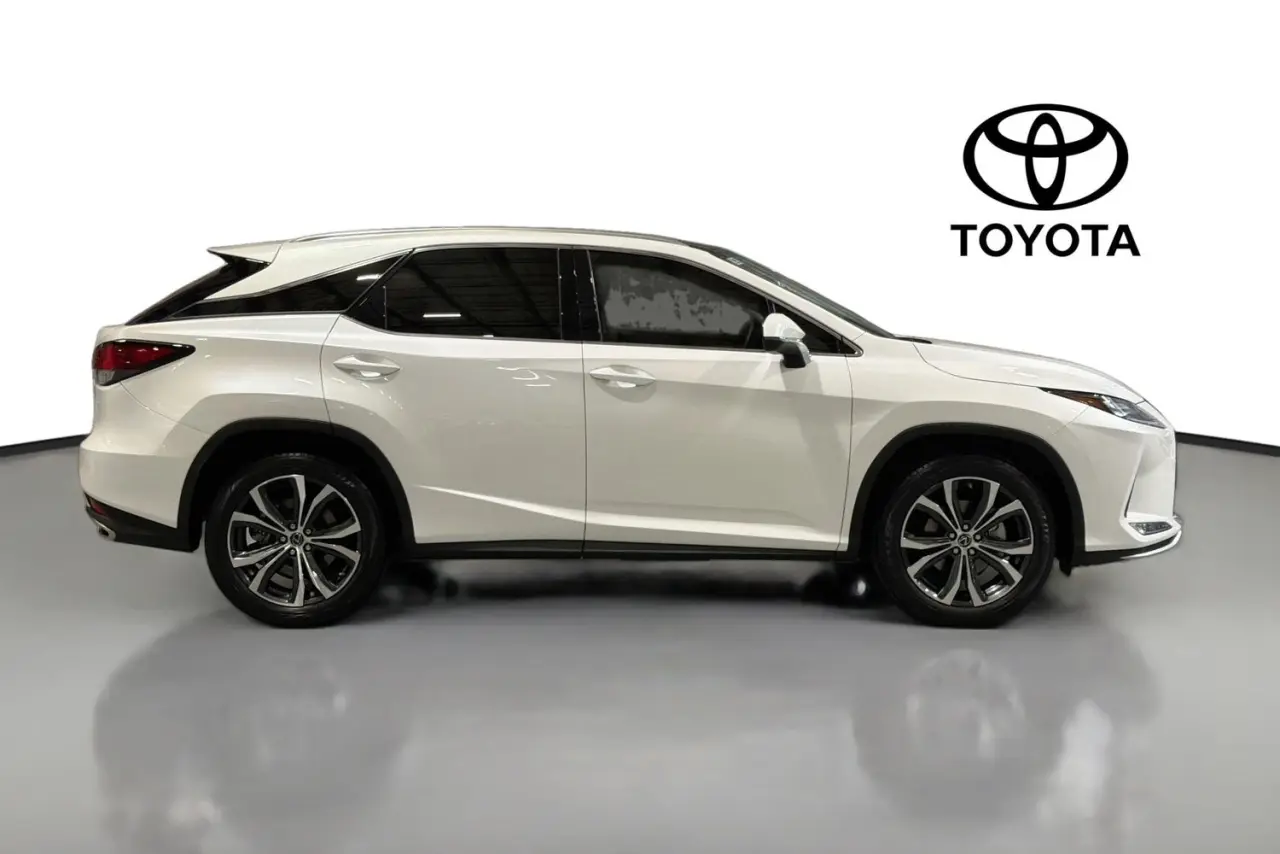 2019 Lexus RX Gallery Image 11