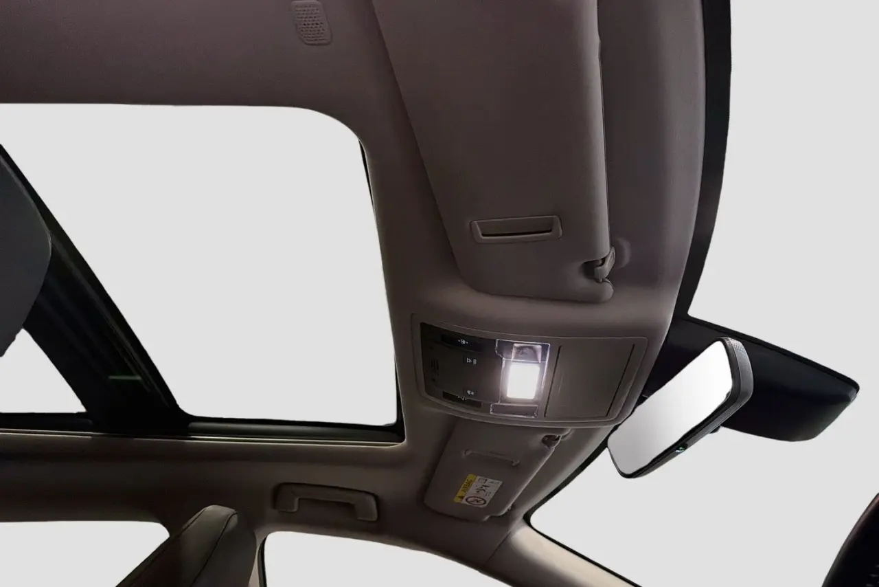 2019 Lexus RX Gallery Image 12