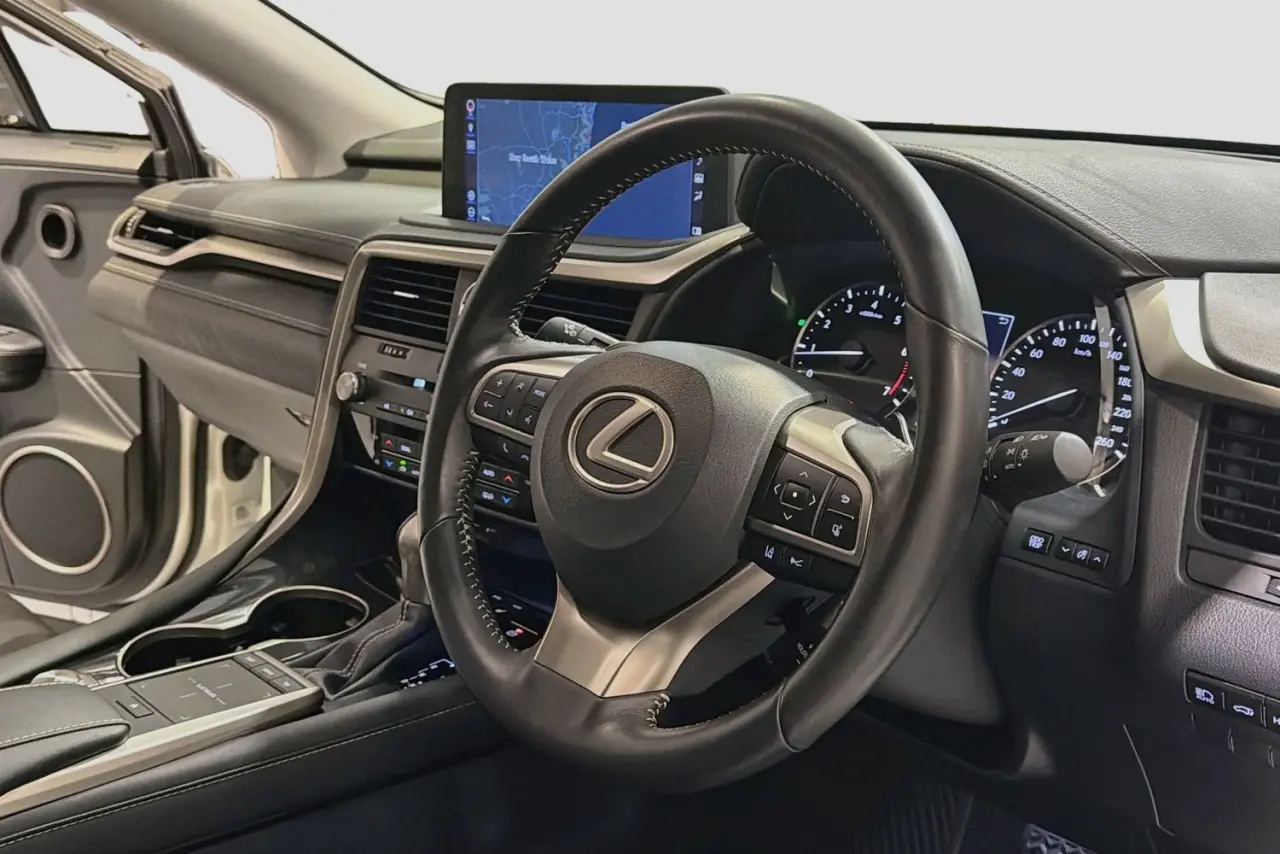 2019 Lexus RX Gallery Image 14