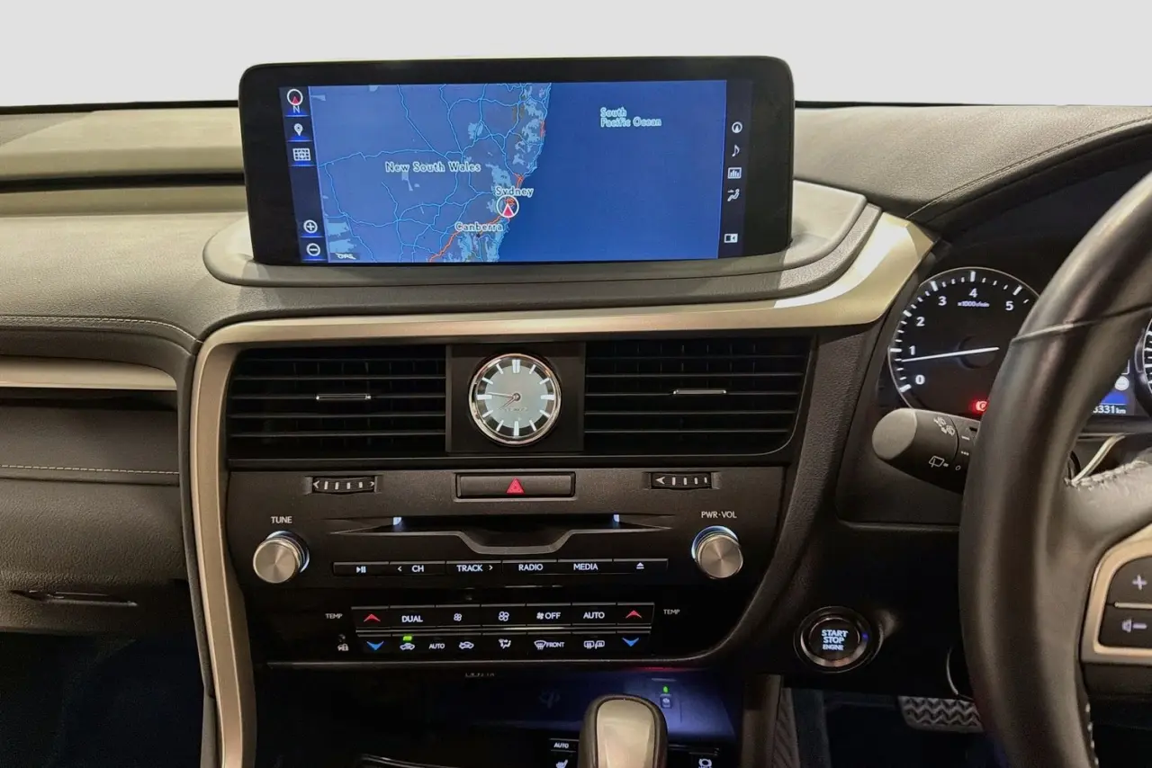 2019 Lexus RX Gallery Image 15