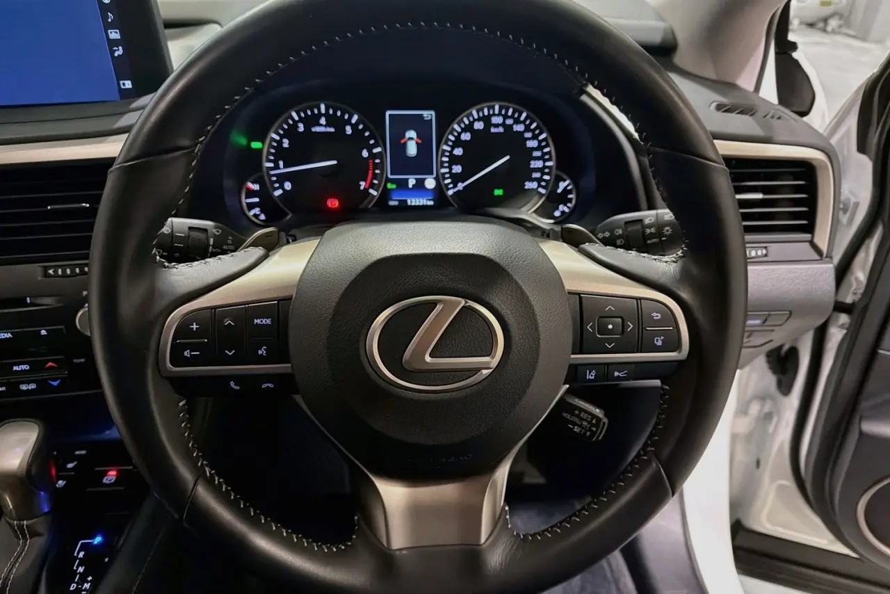 2019 Lexus RX Gallery Image 21