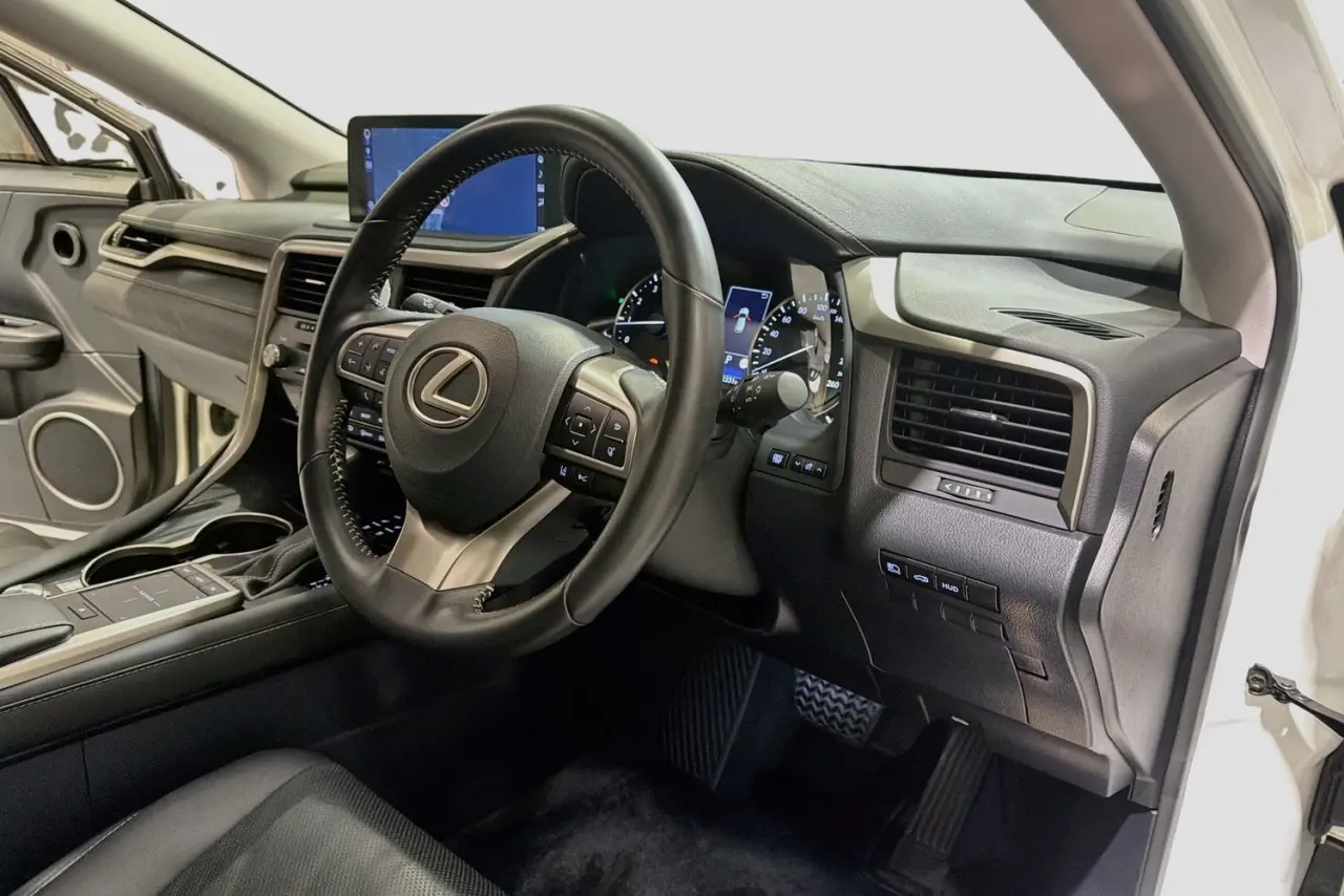 2019 Lexus RX Gallery Image 23
