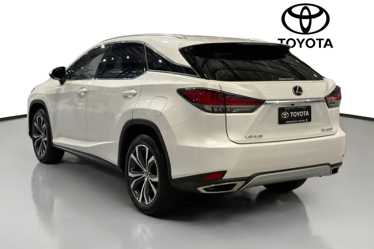 2019 Lexus RX Gallery Image 6