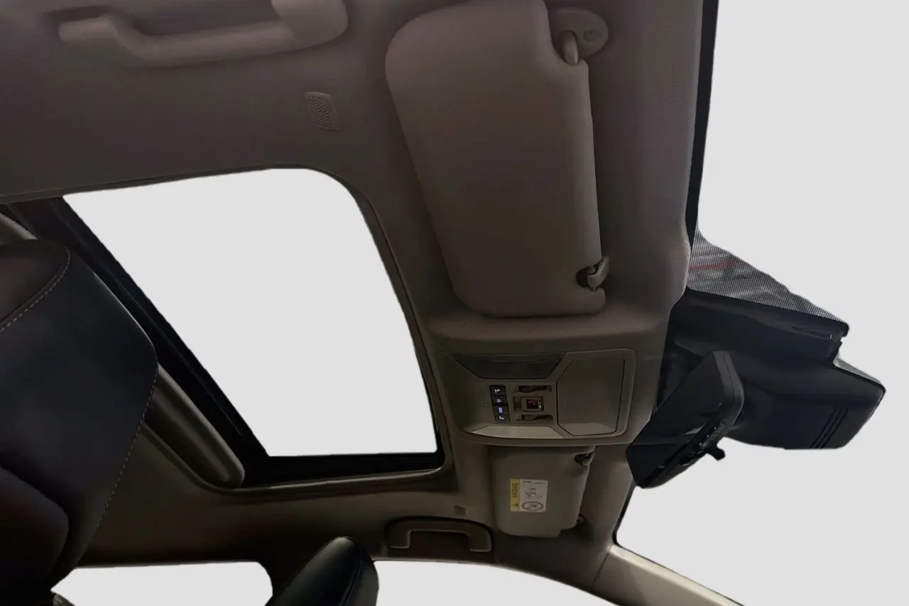 2024 Toyota RAV4 Gallery Image 12