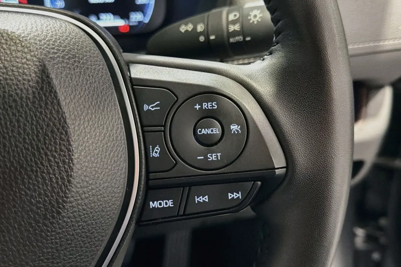 2024 Toyota RAV4 Gallery Image 20
