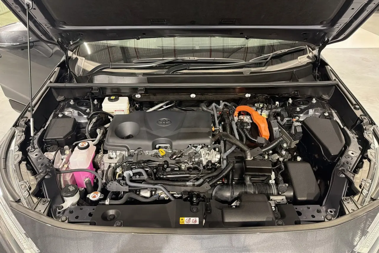 2024 Toyota RAV4 Gallery Image 29
