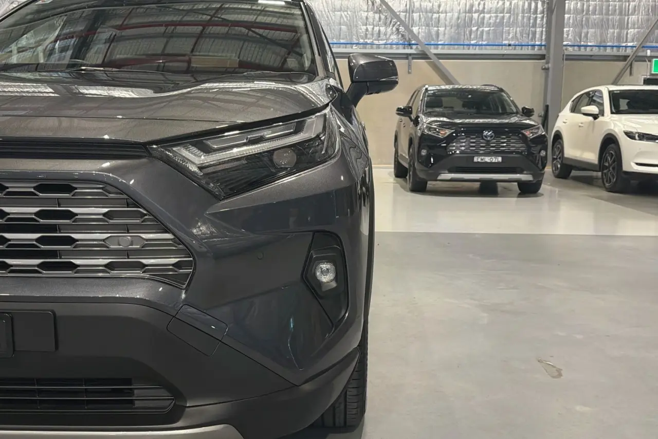 2024 Toyota RAV4 Gallery Image 3