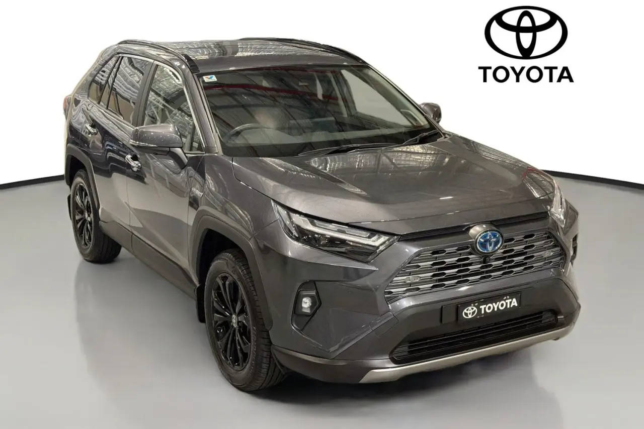 2024 Toyota RAV4 Gallery Image 30