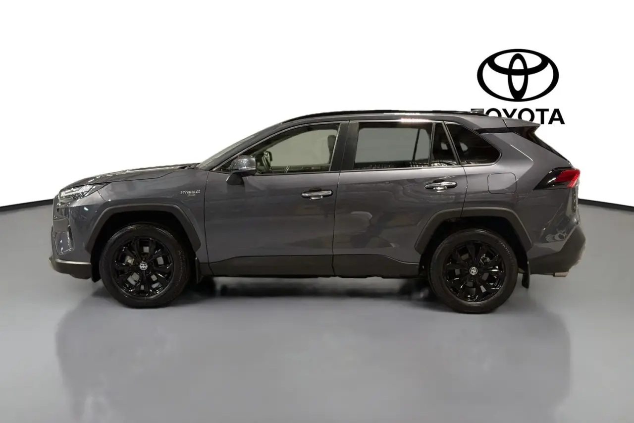 2024 Toyota RAV4 Gallery Image 5