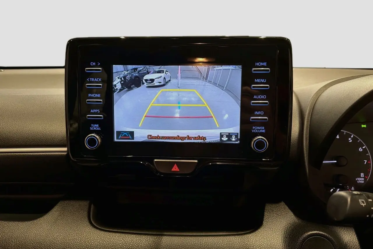 2022 Toyota Yaris Gallery Image 16