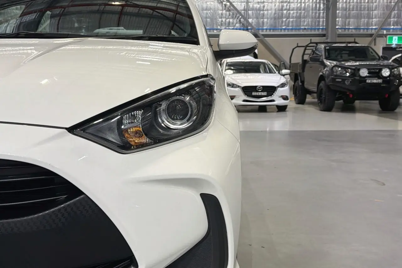 2022 Toyota Yaris Gallery Image 3