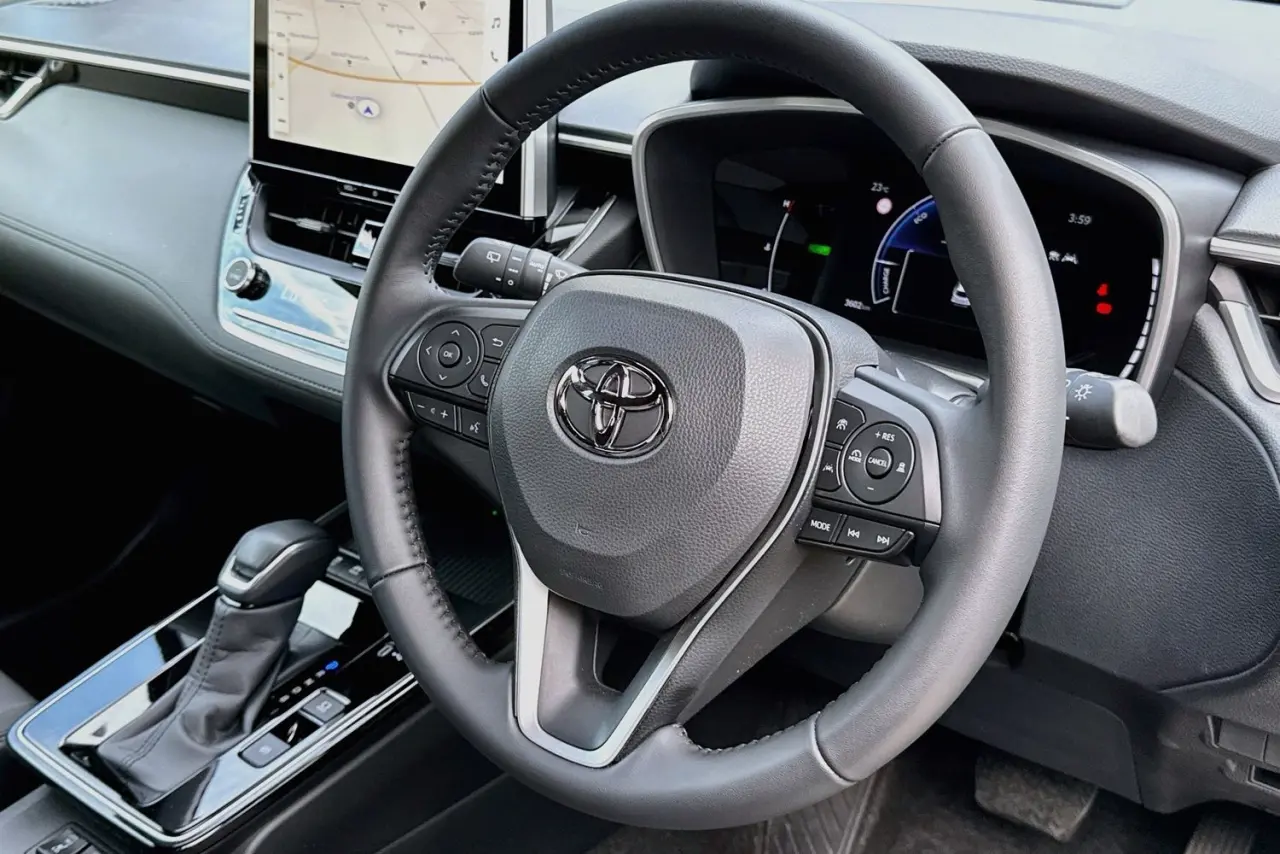 2025 Toyota Corolla Cross Gallery Image 13