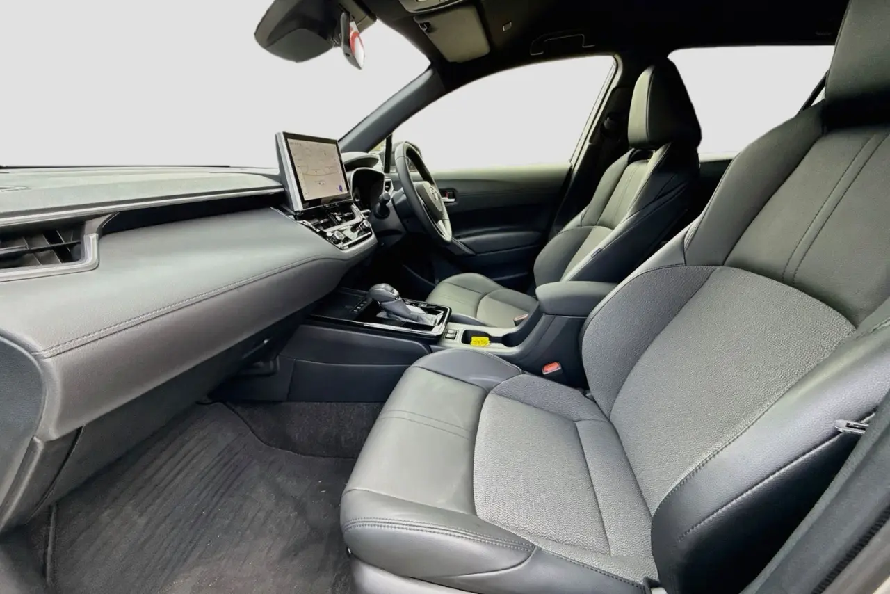 2025 Toyota Corolla Cross Gallery Image 24