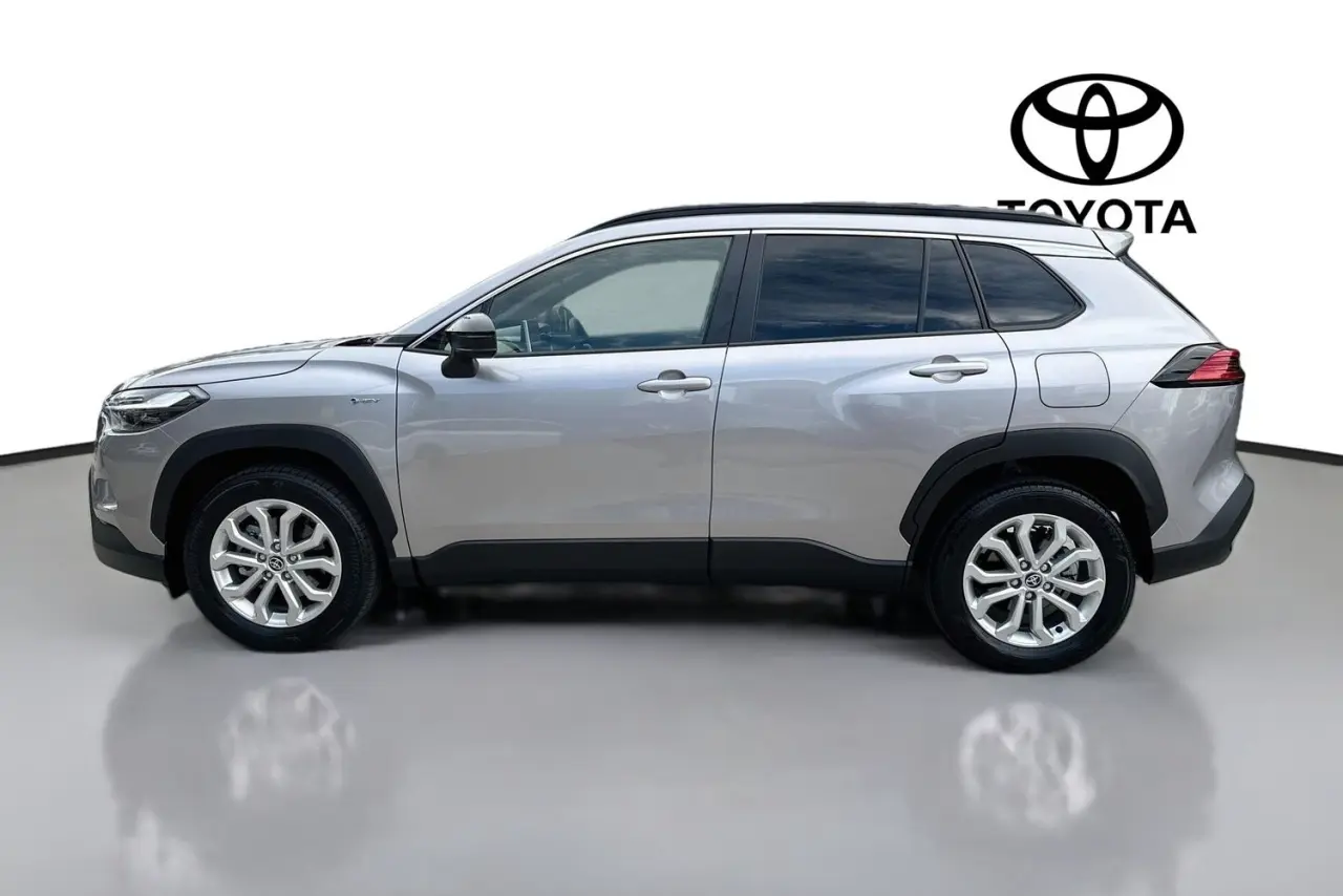 2025 Toyota Corolla Cross Gallery Image 5