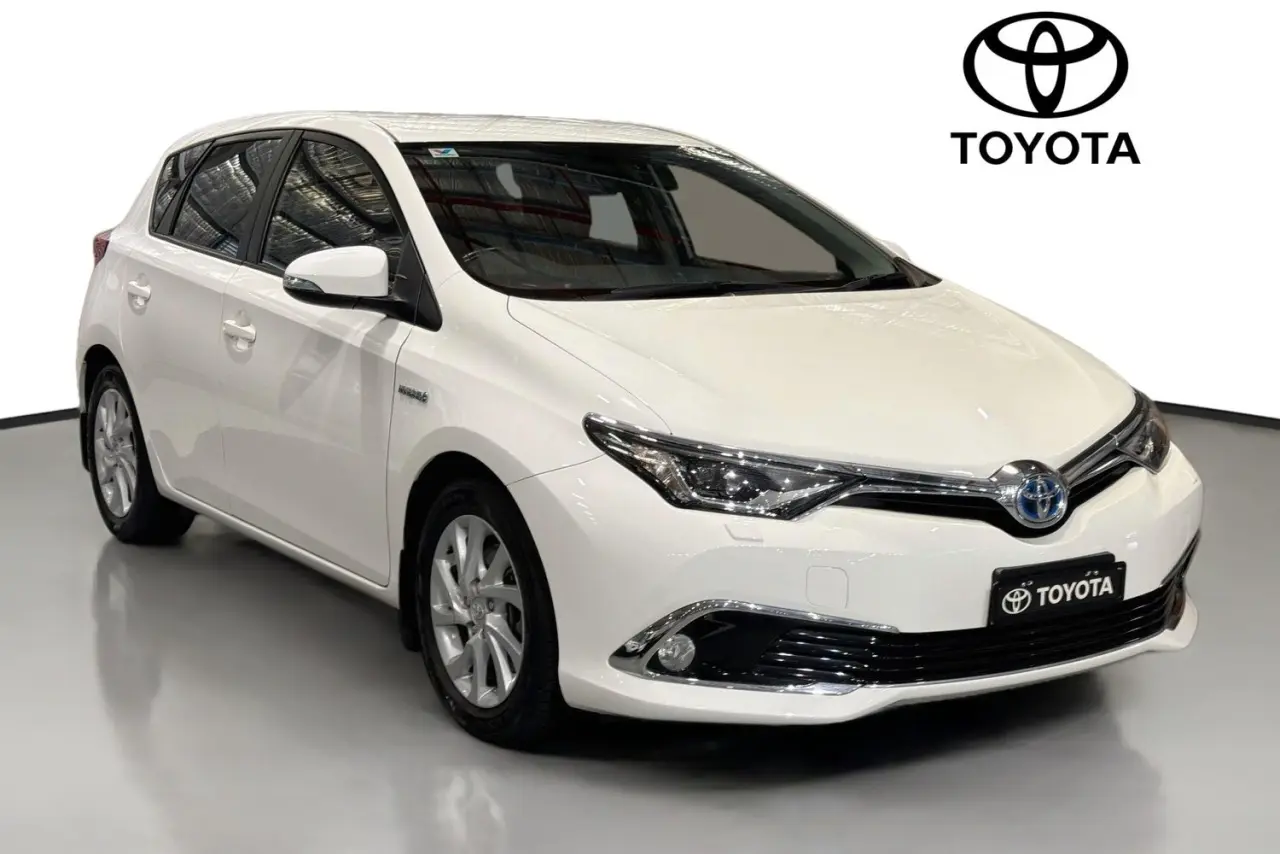 2018 Toyota Corolla Gallery Image 1