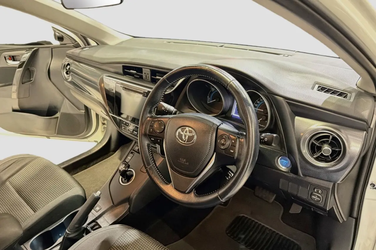 2018 Toyota Corolla Gallery Image 23