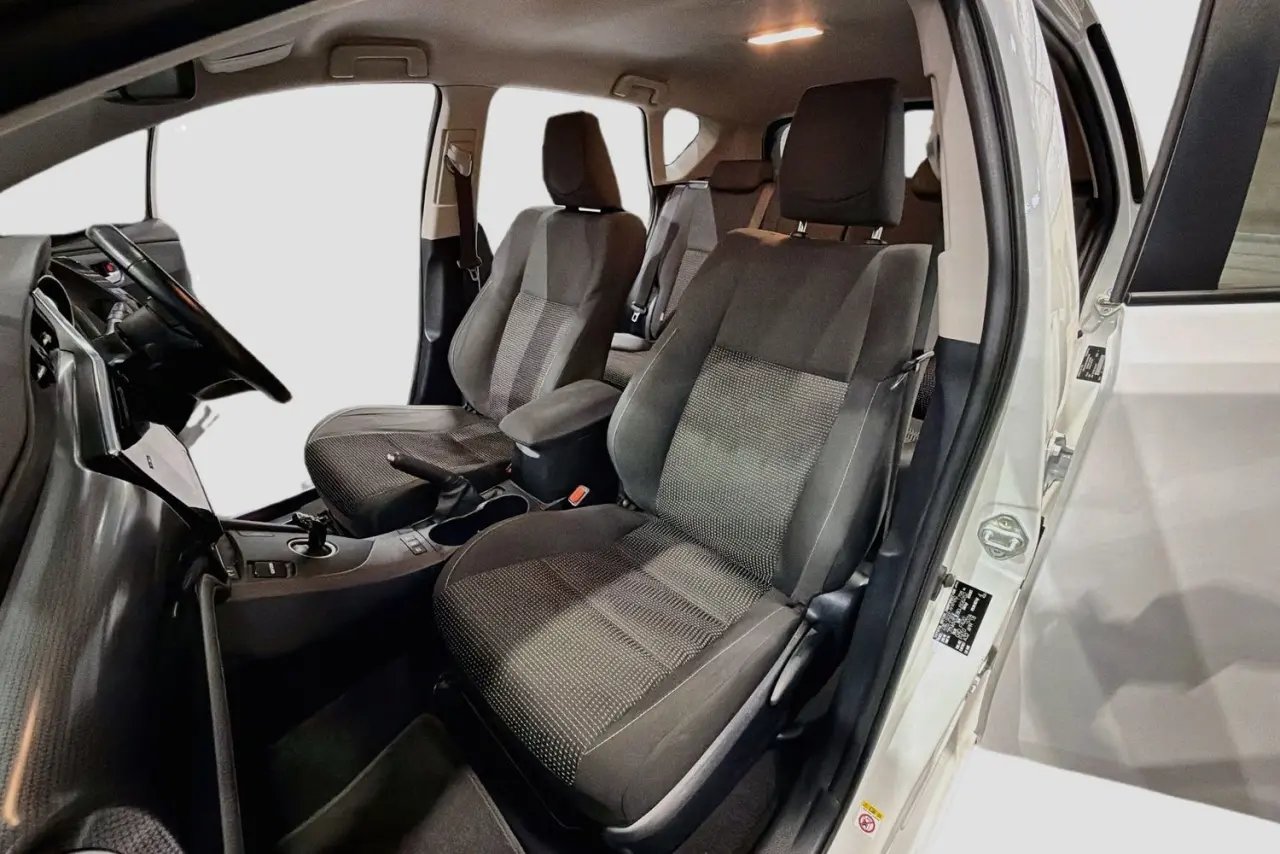 2018 Toyota Corolla Gallery Image 25