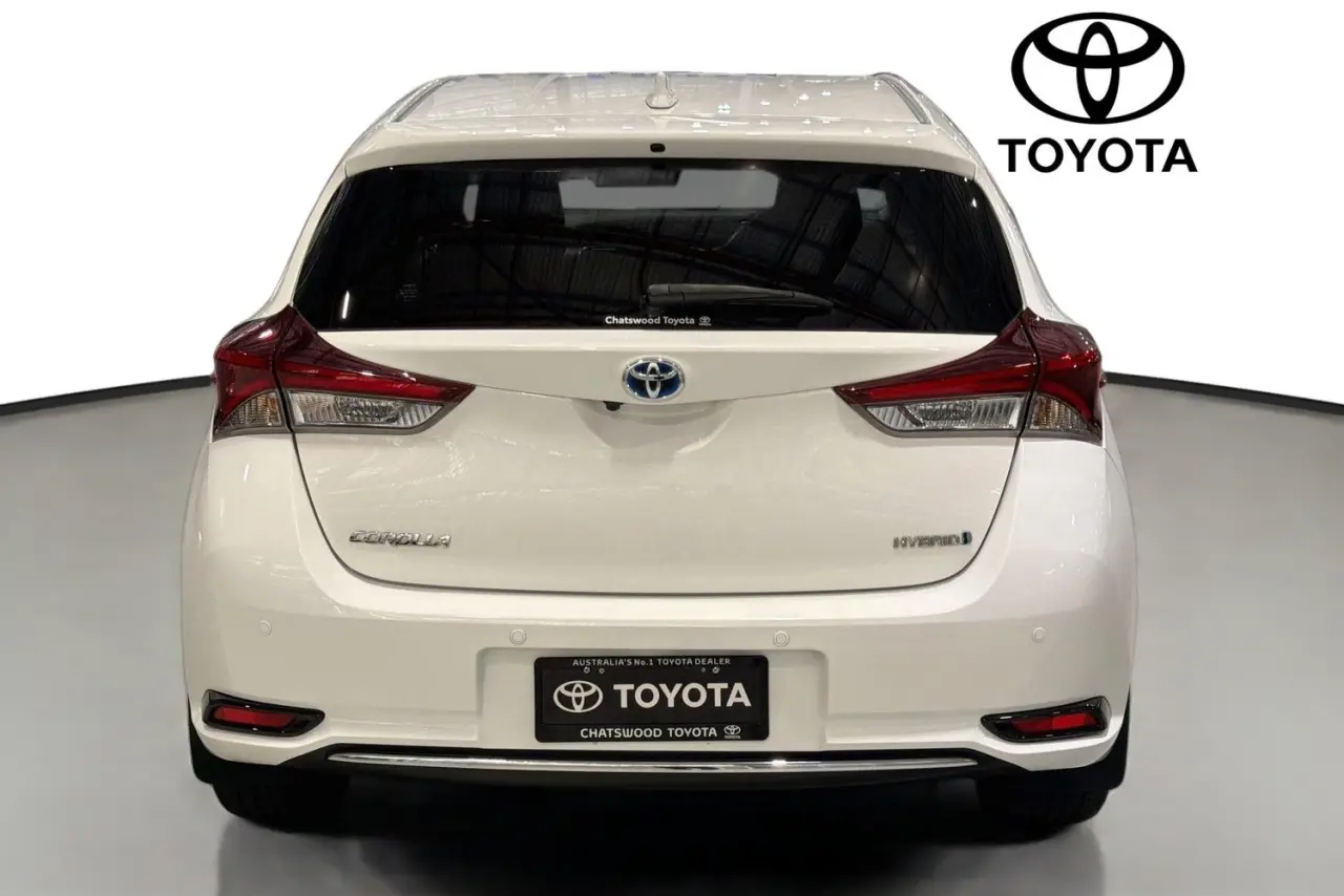 2018 Toyota Corolla Gallery Image 7