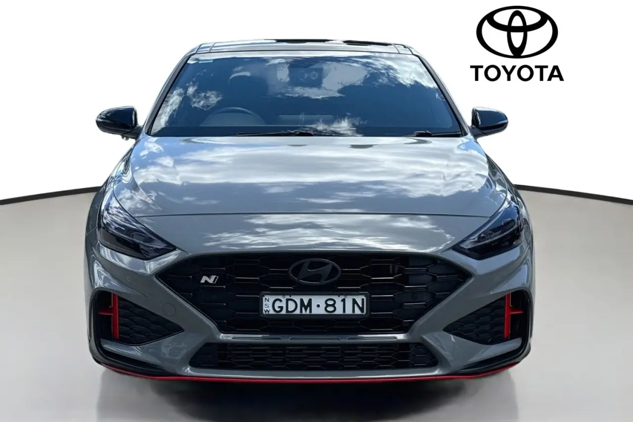 2024 Hyundai i30 Gallery Image 2