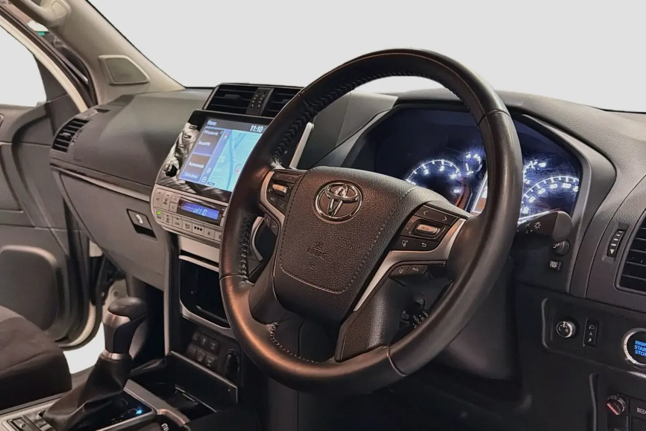 2023 Toyota Landcruiser Prado Gallery Image 14