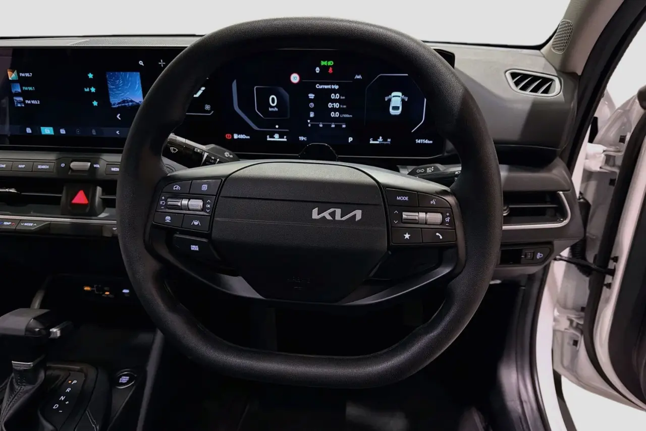 2025 Kia K4 Gallery Image 21