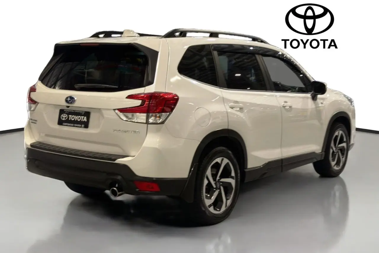 2023 Subaru Forester Gallery Image 10