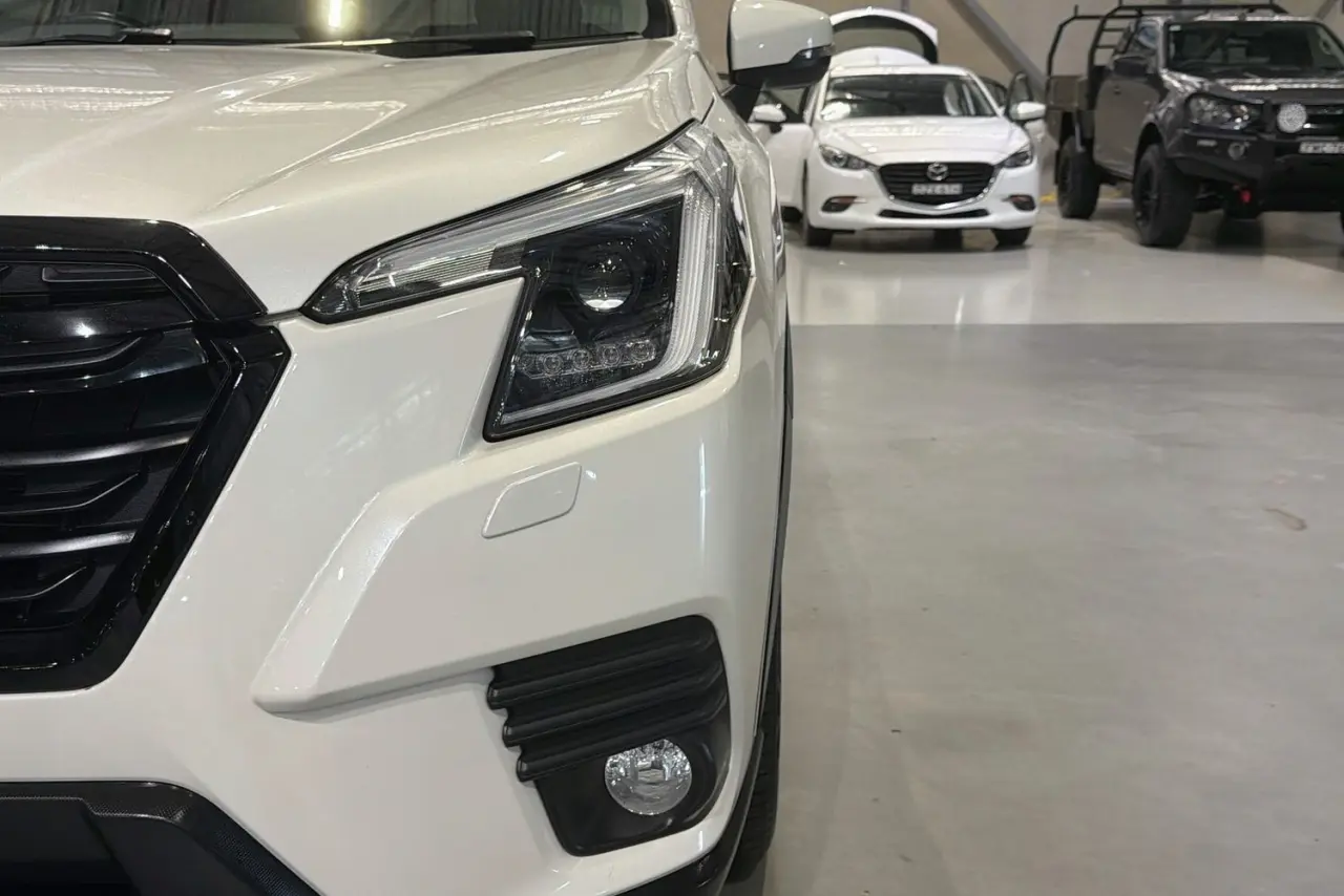 2023 Subaru Forester Gallery Image 3