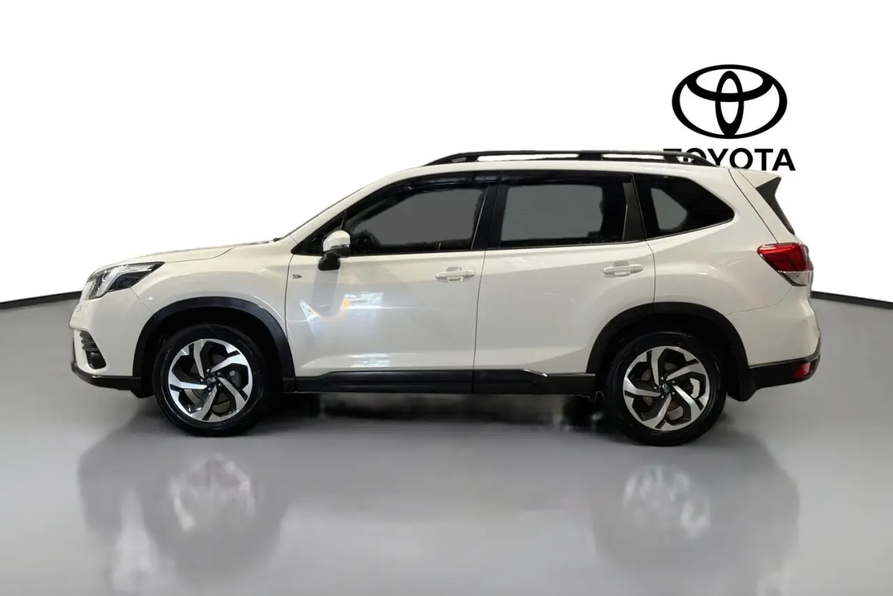 2023 Subaru Forester Gallery Image 5
