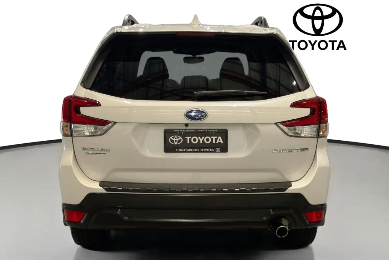 2023 Subaru Forester Gallery Image 7