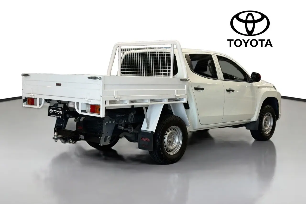 2020 Mitsubishi Triton Gallery Image 10