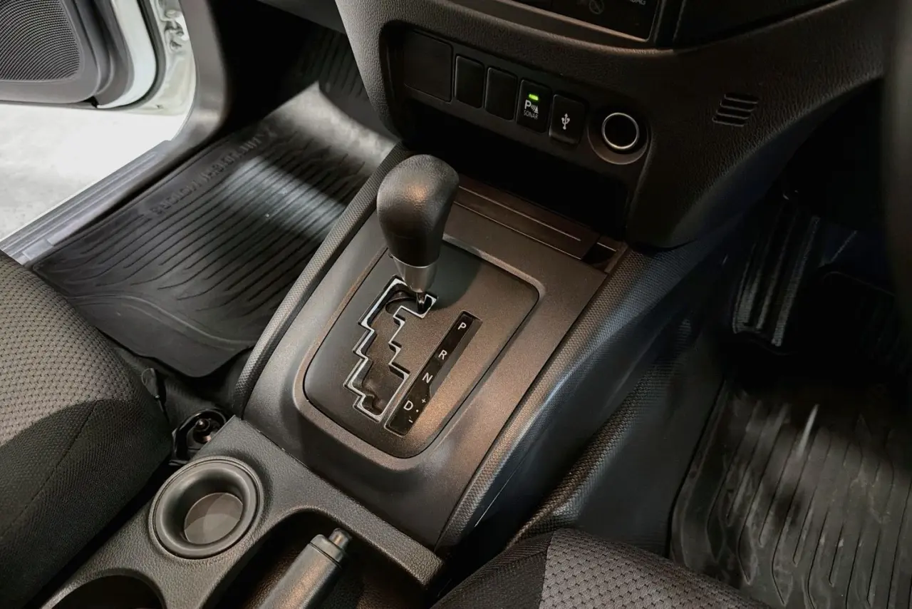 2020 Mitsubishi Triton Gallery Image 18