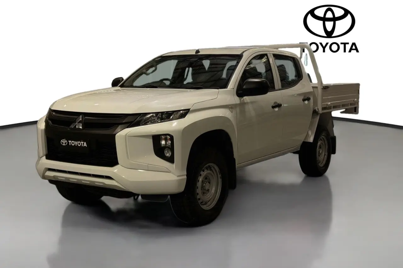 2020 Mitsubishi Triton Gallery Image 4