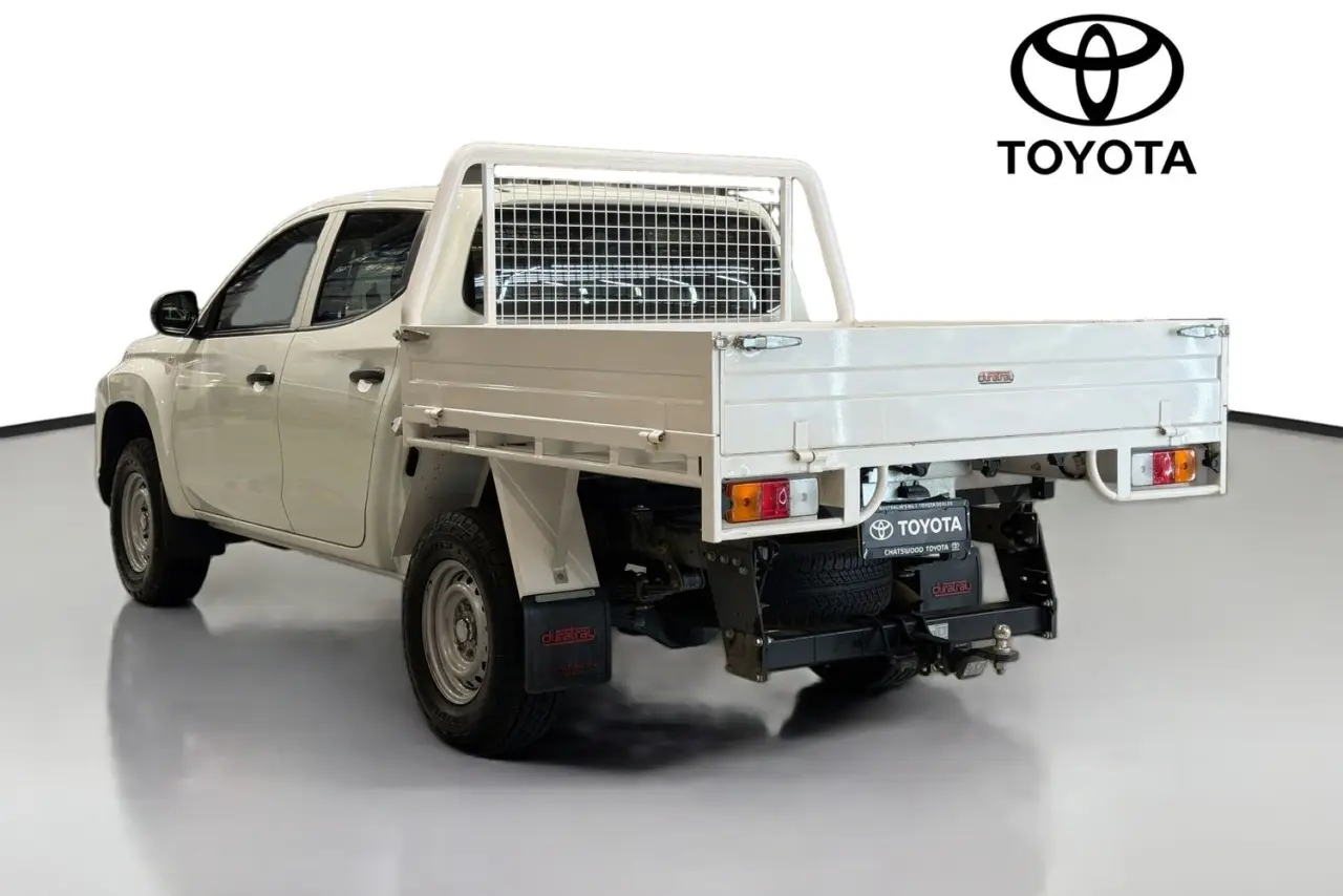 2020 Mitsubishi Triton Gallery Image 6