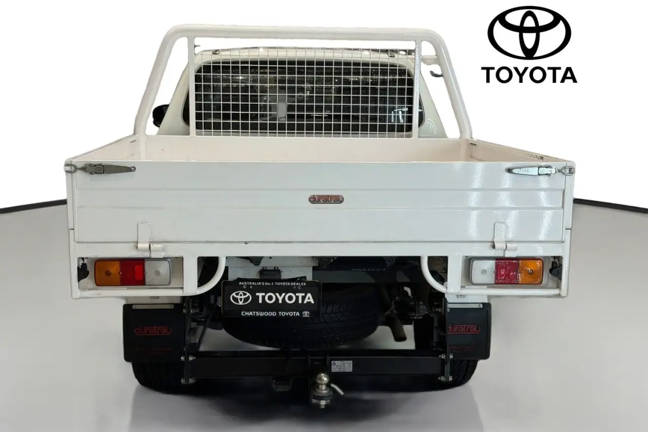 2020 Mitsubishi Triton Gallery Image 7