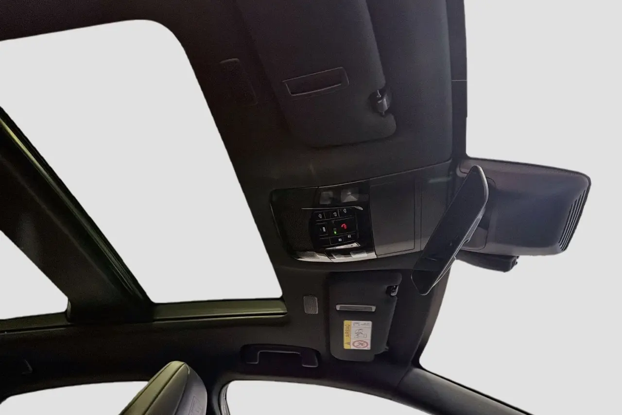 2025 Lexus NX Gallery Image 12
